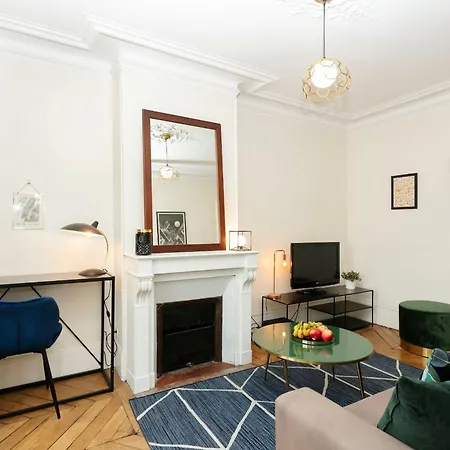 Bnbnova - Notre-dame - 1br With Balcony * Paris