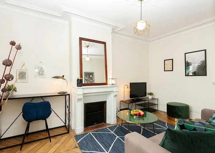 Bnbnova - Notre-Dame - 1Br With Balcony